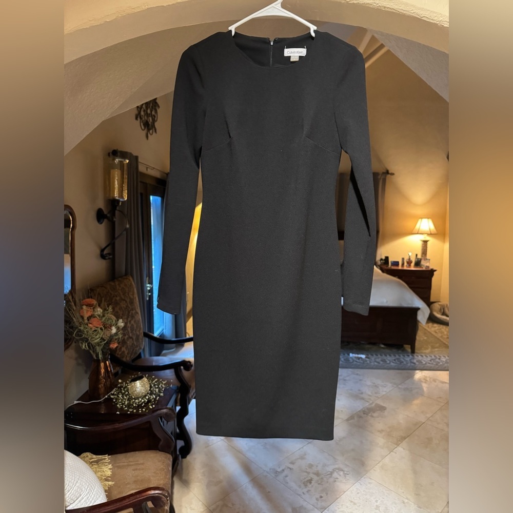 Calvin Klein Elegant Black Long Sleeve Dress